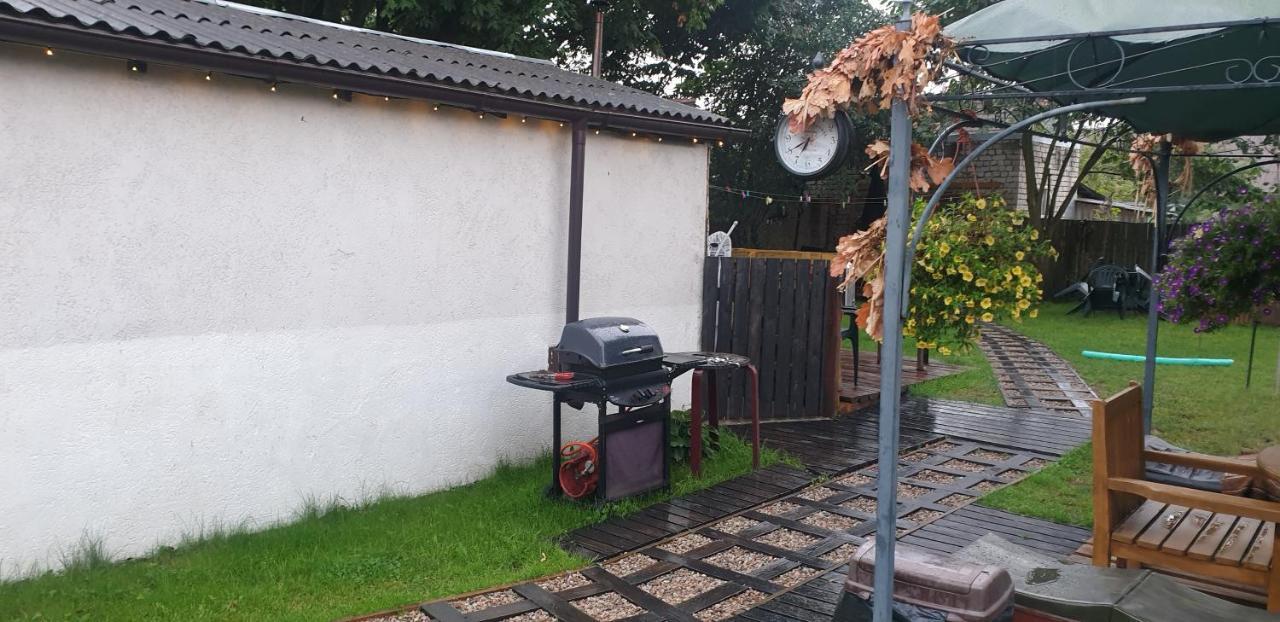 Martin Guest House Ventspils Exterior foto