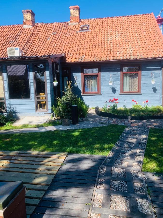 Martin Guest House Ventspils Exterior foto