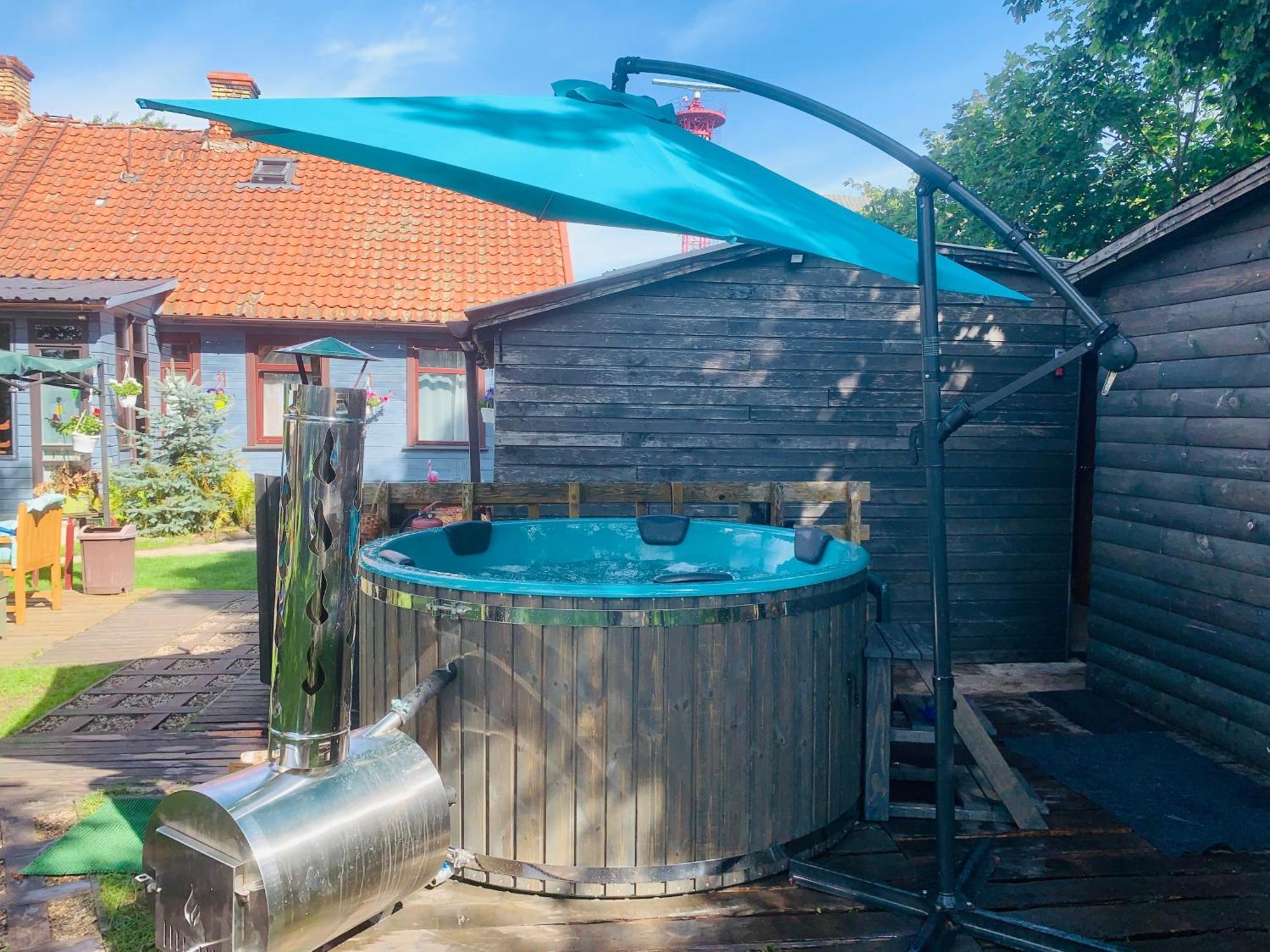 Martin Guest House Ventspils Exterior foto